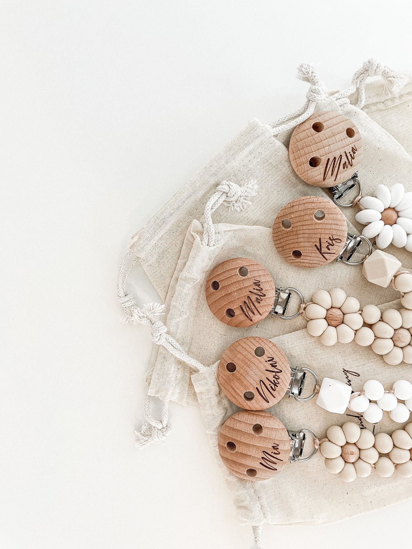 Pacifier clip - Daisy/Kris - Small