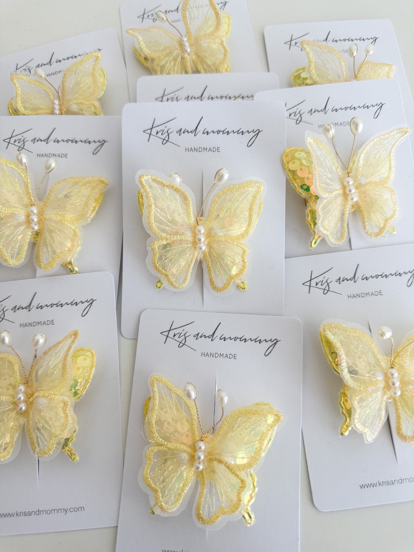 Spanish - Lemon Sparkly Butterfly