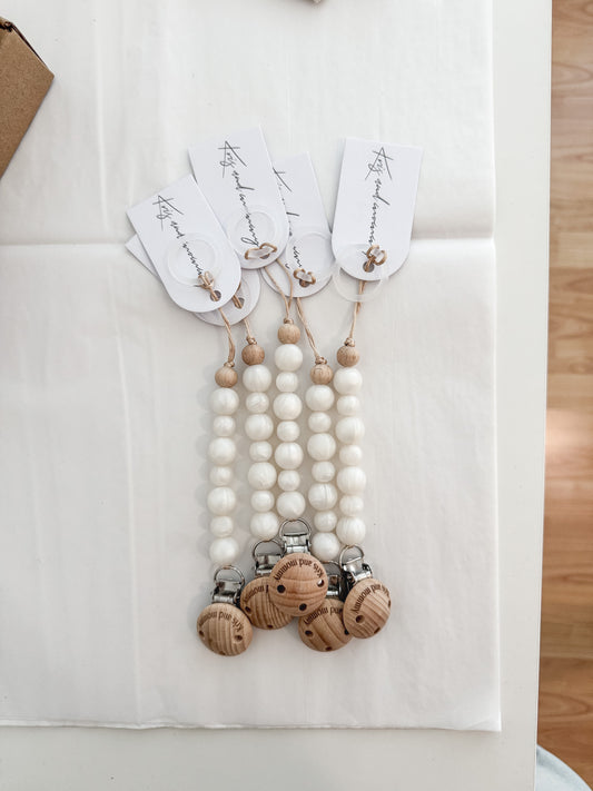 Pacifier clip - Pearl