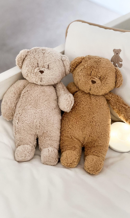 Moonie Medvedek 2.0 Organic Cappuccino - Plišasti medvedek z melodijo in nočno lučko