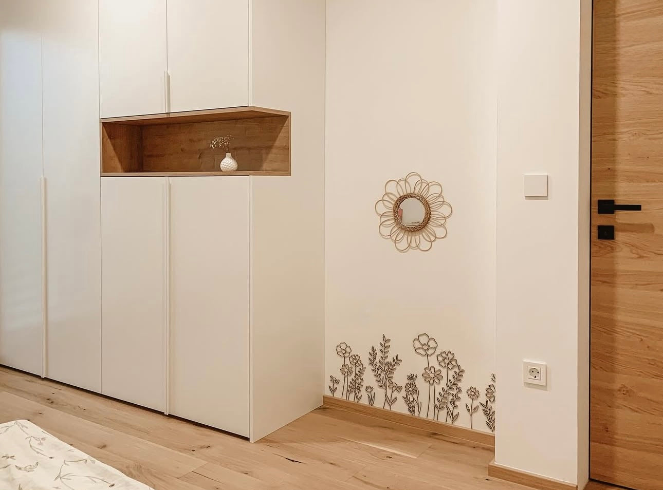 Cvetlično polje - stenska dekoracija