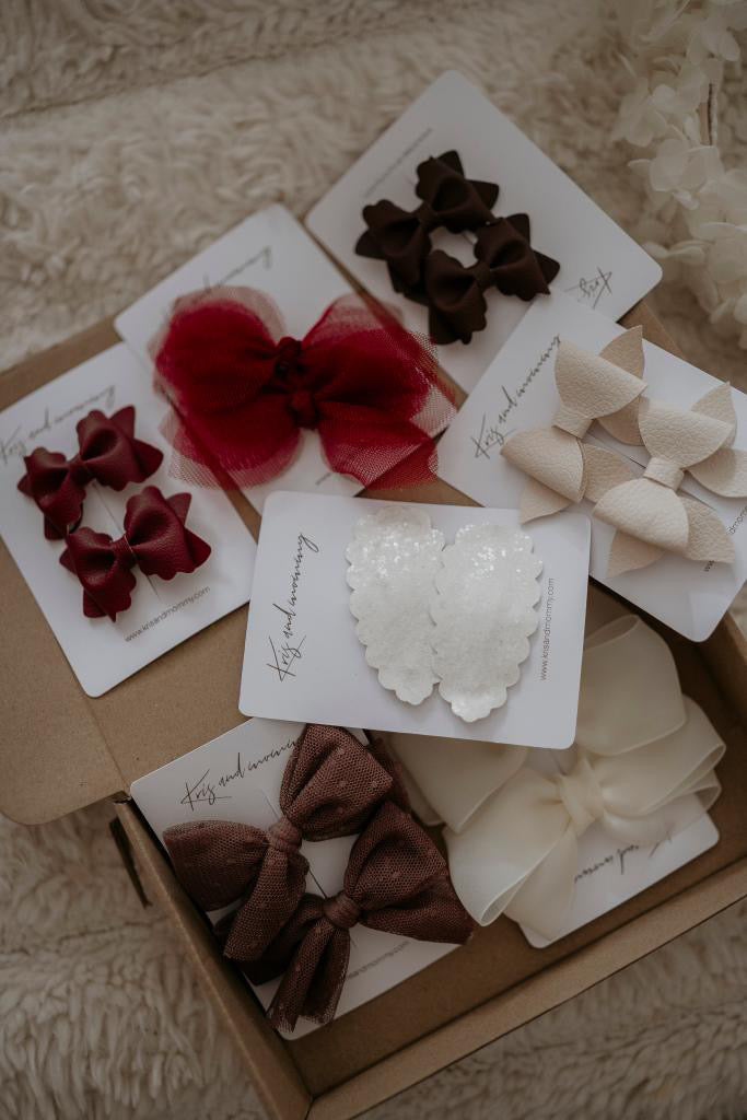 Bow - Kiara/Red